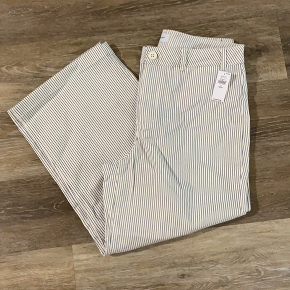 Old Navy Pants - Old Navy-High Waisted Slim Wide Leg Chinos NWT